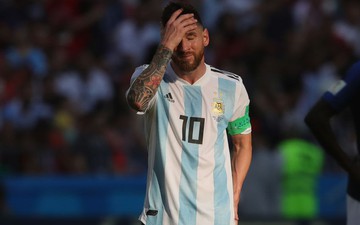 Số 10 của ĐT Argentina vẫn chờ Leo Messi trở về