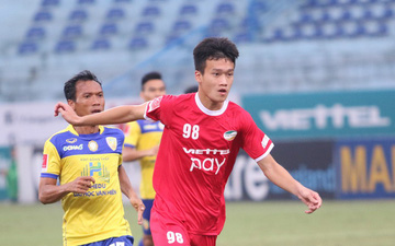 Cựu cầu thủ U20 Việt Nam bức xúc với trọng tài tại giải Hạng Nhất