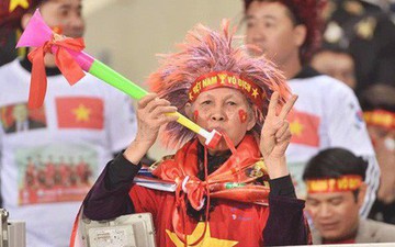 CĐV Việt Nam bị tịch thu kèn vuvuzela vì gây ồn ào nơi đất khách UAE