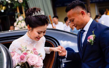 Câu nịnh vợ hot nhất trong ngày của hậu vệ tuyển Việt Nam: "Bali rất xinh đẹp nhưng không bằng vợ anh"