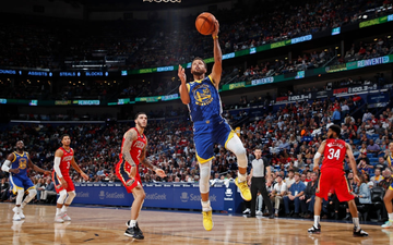 NBA 19-20: Stephen Curry tìm lại cảm giác ném rổ, Golden State Warriors tạm thoát khỏi khủng hoảng