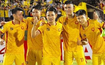 Thắng kịch tích Phố Hiến trong trận play-off, Thanh Hoá FC chính thức trụ hạng V.League
