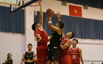 Đội tuyển Việt Nam giành chiến thắng kịch tính trong trận giao hữu tiền SEA Games 30 với Singapore