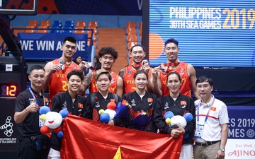Đội tuyển bóng rổ Việt Nam nhận thưởng gần 1 tỷ đồng sau thành công ở SEA Games 30