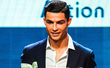 Đồng đội của Ronaldo tố Real Madrid "gây ảnh hưởng" khiến anh mất Quả bóng Vàng