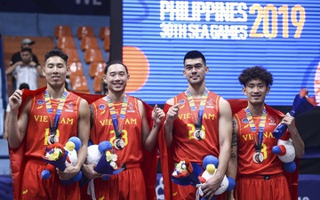 Hai lần làm nên lịch sử tại SEA Games 30, đội tuyển bóng rổ Việt Nam liệu có được "thưởng nóng"?