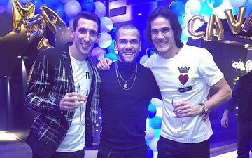 Hai ngôi sao PSG hào hứng tổ chức sinh nhật sau chiến thắng trước Manchester United