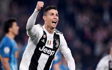 HOT: Video cú đá phạt đền của Ronaldo do khán giả ngồi trong sân quay lại