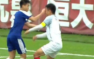 Cầu thủ U17 Hà Nội đấm thẳng mặt khiến đối thủ Trung Quốc khâu 6 mũi