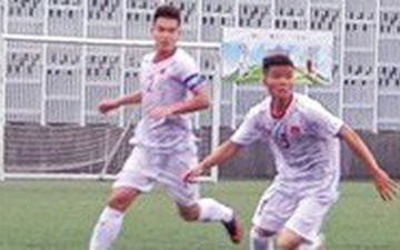 U18 Việt Nam thắng kịch tính U18 Singapore trong ngày ra quân tại giải giao hứu Tứ hùng ở Hong Kong (Trung Quốc)
