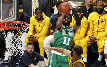 Jaylen Brown bùng nổ thế nhưng Kyrie Irving mới là ngôi sao của Celtics