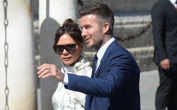 Thần thái vợ chồng Beckham áp đảo toàn bộ khách mời đến dự đám cưới xa hoa của đội trưởng Real Madrid