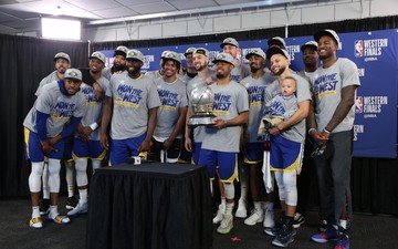 Golden State Warriors - Đỉnh cao của lối chơi đồng đội