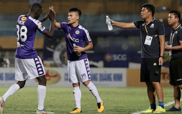 HLV Hà Nội FC bức xúc vì trọng tài sau trận hòa trước đội bét bảng V.League