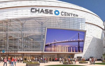 Chase Center “khai sân” hoành tráng bằng trận siêu kinh điển