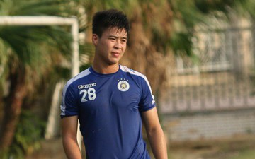 HLV Hà Nội FC tiết lộ Duy Mạnh phải nhập viện vì sốt cao ngay trước trận chung kết khu vực AFC với Bình Dương