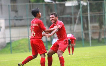 Đội khách phàn nàn về chất lượng sân bãi, chủ nhà Việt Nam thể hiện sự fair play khi quyết định đổi sân theo yêu cầu tại giải U18 Đông Nam Á