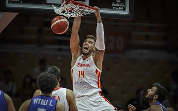 Đánh bại Italy, Tây Ban Nha và Serbia tiến vào vòng loại trực tiếp FIBA World Cup 2019
