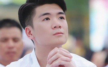 Hai lãnh đạo "tuổi trẻ tài cao" cùng Quang Hải, Văn Hậu thắp lửa đam mê cho học sinh ở Hà Nội