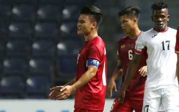 Cầu thủ U23 Jordan khiến Quang Hải phải phát cáu
