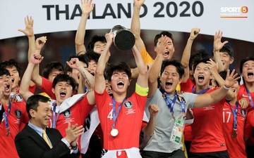 Dàn hot boy Hàn Quốc vỡ òa hạnh phúc khi nâng cao chiếc cúp vô địch U23 châu Á 2020 