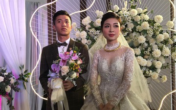 Văn Đức trao nhẫn cưới cho cô dâu Nhật Linh, khép lại đám cưới "nhanh như chớp"